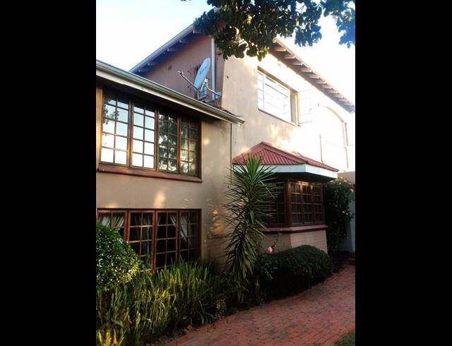 4 BEDROOM HOUSE FOR SALE IN KENSINGTON